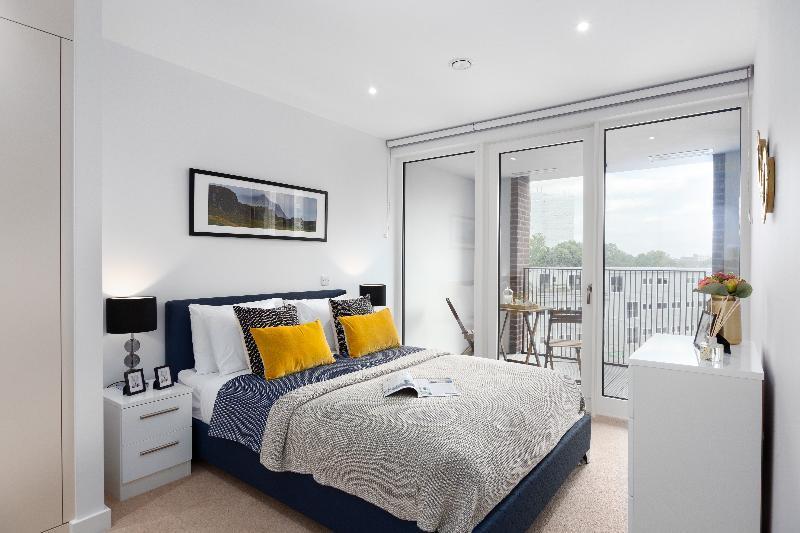 Two Bedroom Serviced Apartment With Balcony In Weymouth Building, Deacon Street ลอนดอน ภายนอก รูปภาพ
