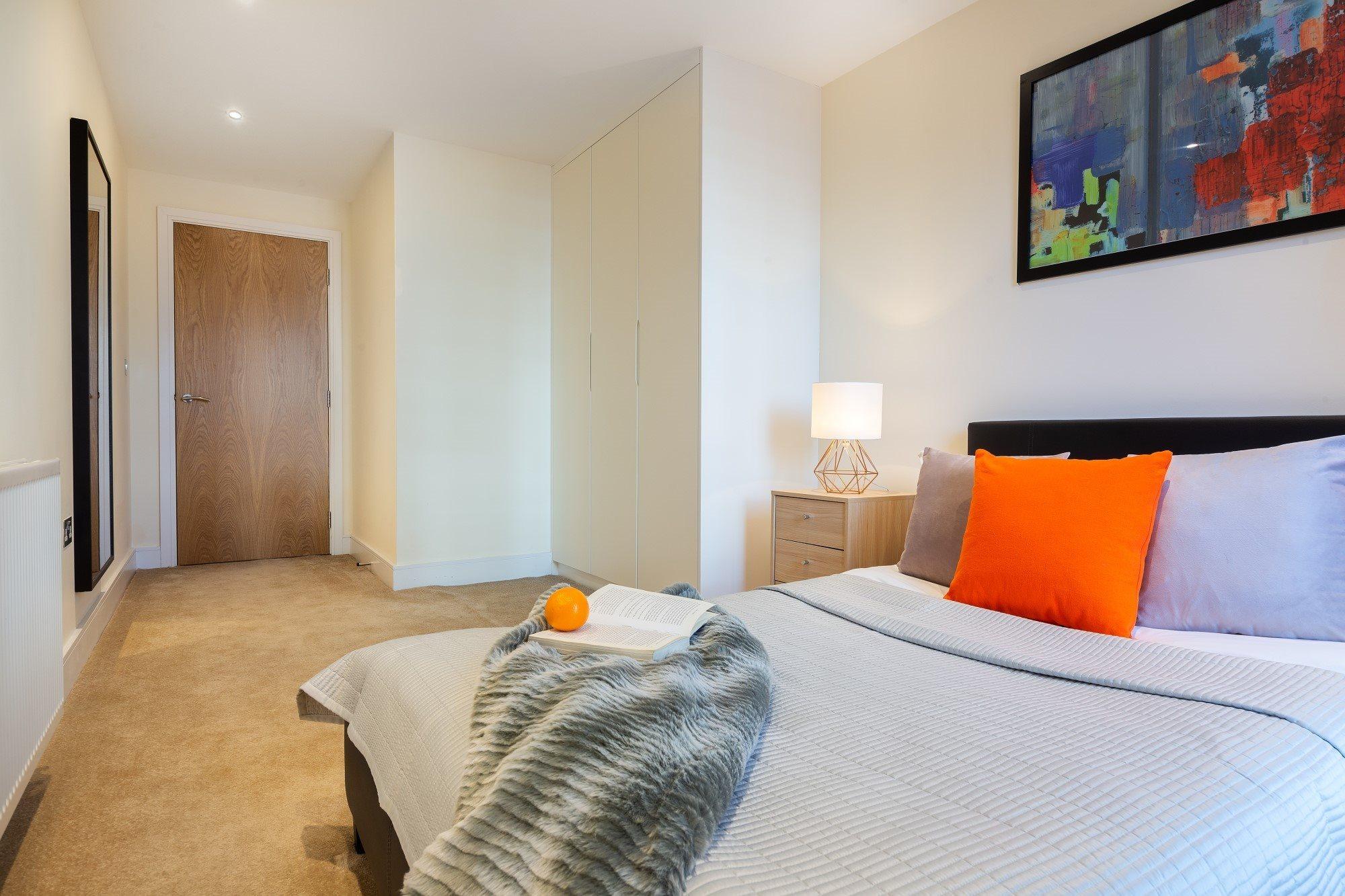 Two Bedroom Serviced Apartment With Balcony In Weymouth Building, Deacon Street ลอนดอน ภายนอก รูปภาพ